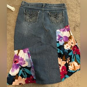 Nine West Blue Denim Skirt with Floral Panels